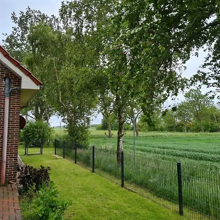 Country Idyll With Garden Apartment